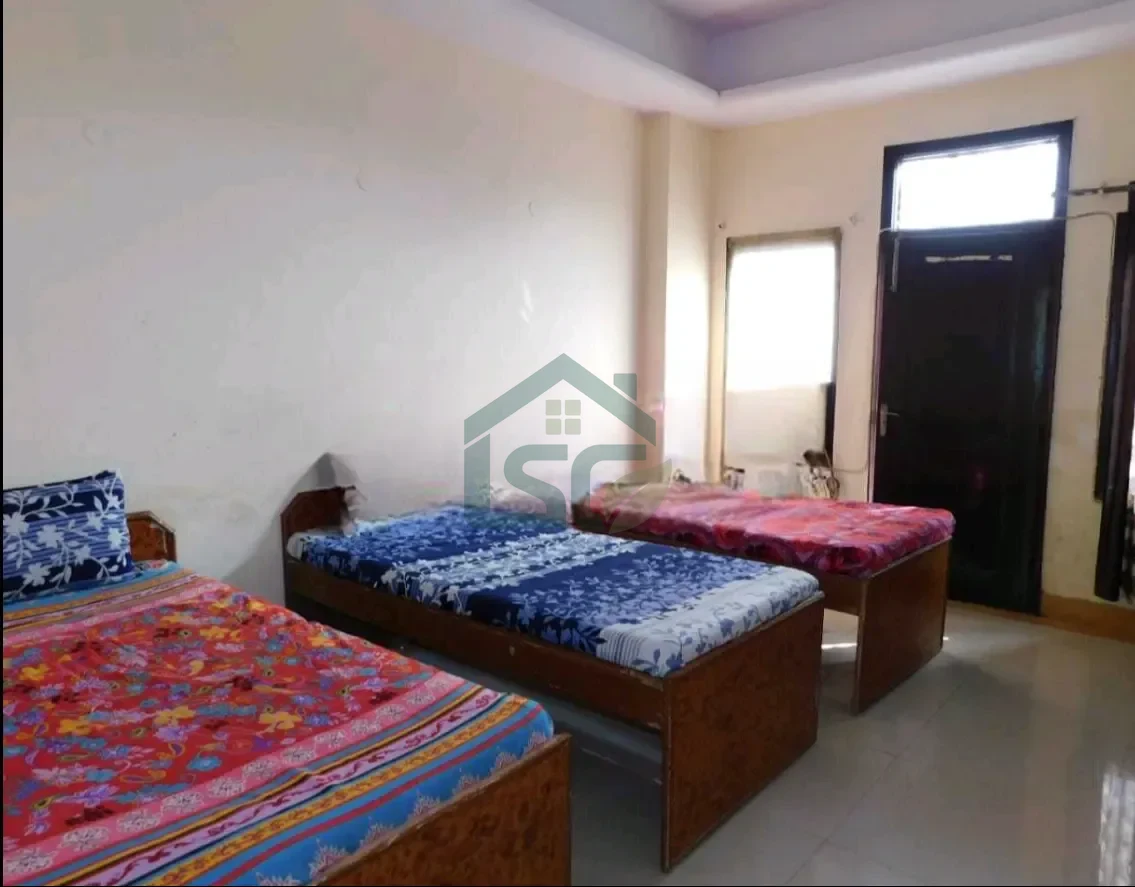 Kamlesh PG boys and girls in Sector 52, Noida — property photo 1