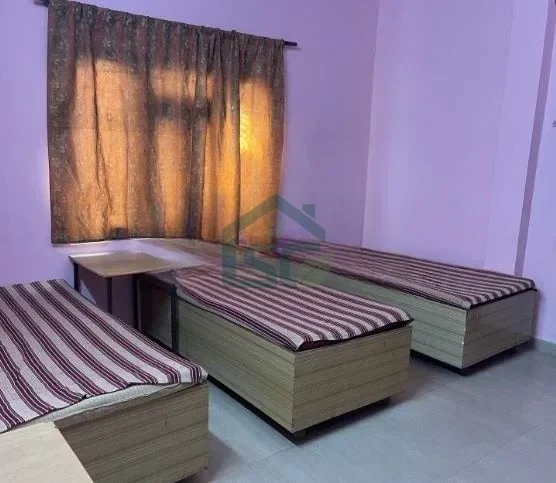 Photo 3 of Shri Girls Hostel, Teliyabag, Varanasi