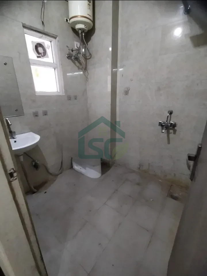 Sushant Lok block E in Sector 43, Gurugram — property photo 2