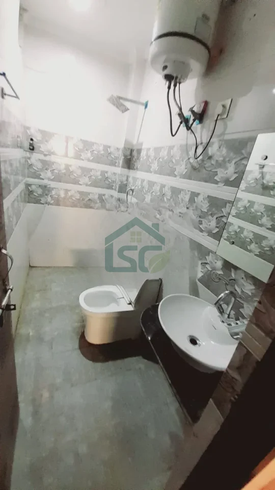 Verma PG in Sector 15, Gurugram — property photo 2