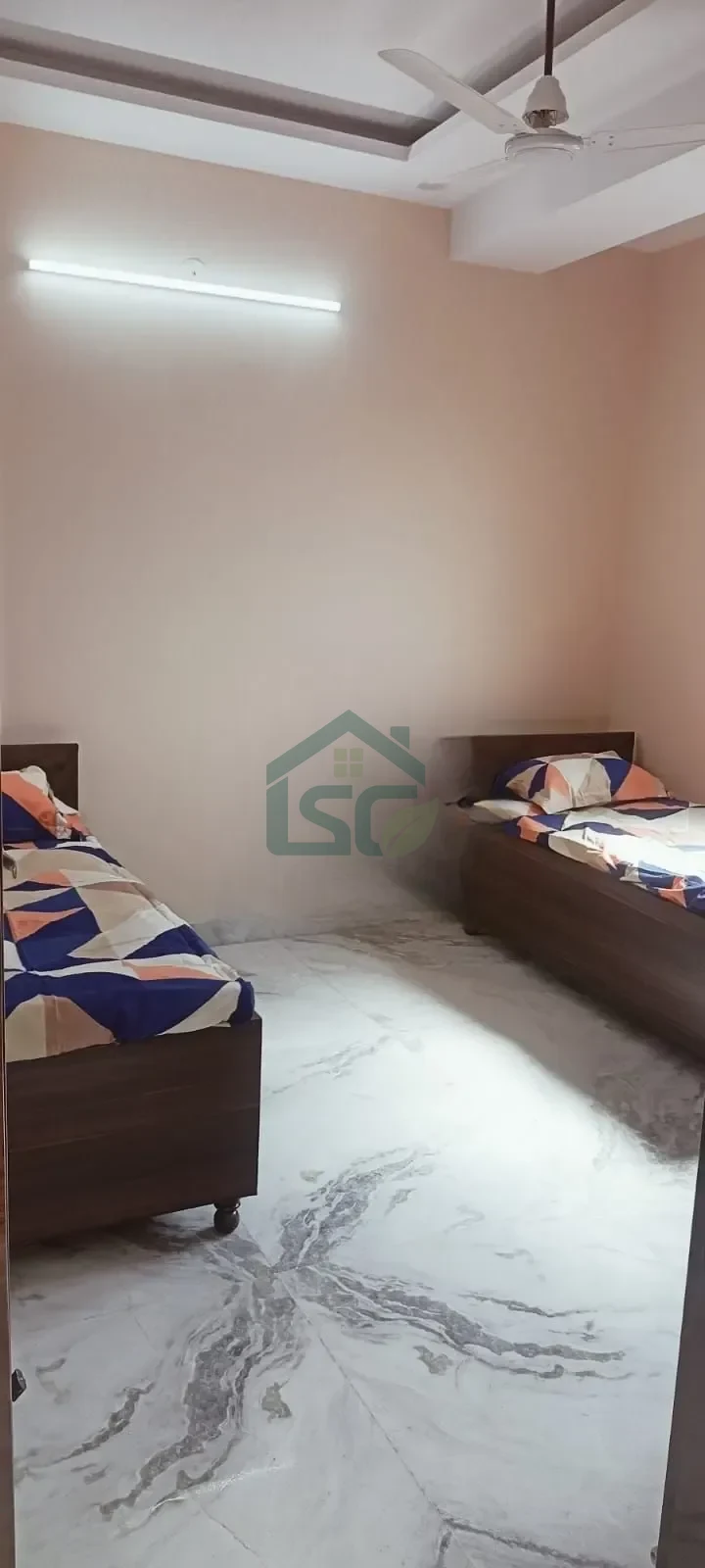 Raj Girls PG in Laxmi Nagar, Delhi — property photo 1