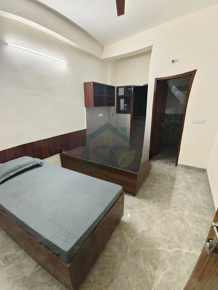 Yaduvanshi PG & 1 RK in Sector 34, Gurugram — property photo 2
