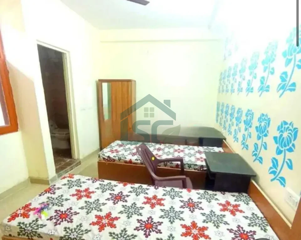 Glorious safe home PG in Sector 63, Noida — property photo 3