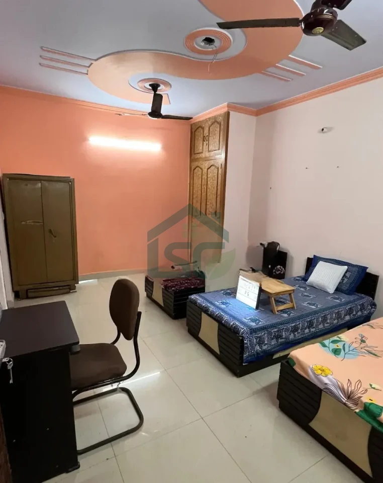 Balaji PG in Shahdara, Delhi — property photo 4