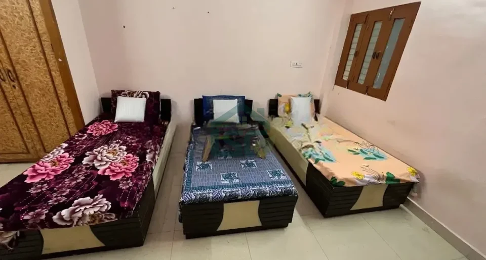 Balaji PG in Shahdara, Delhi — property photo 3
