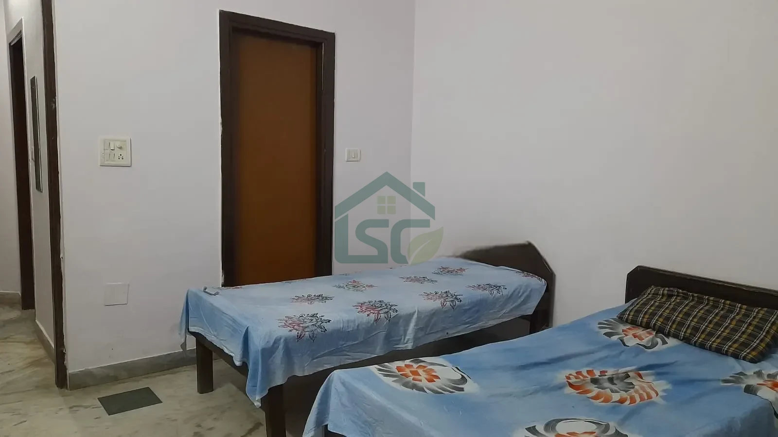 Girls PG and 1 RK in Sector 53, Gurugram — property photo 1