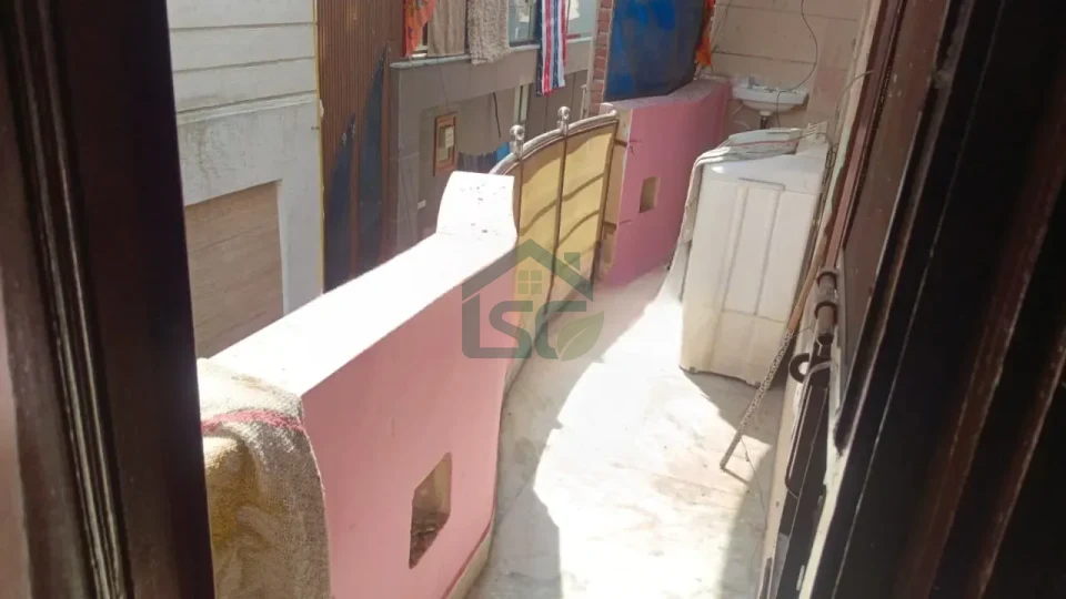 Aman PG in Shahdara, Delhi — property photo 1