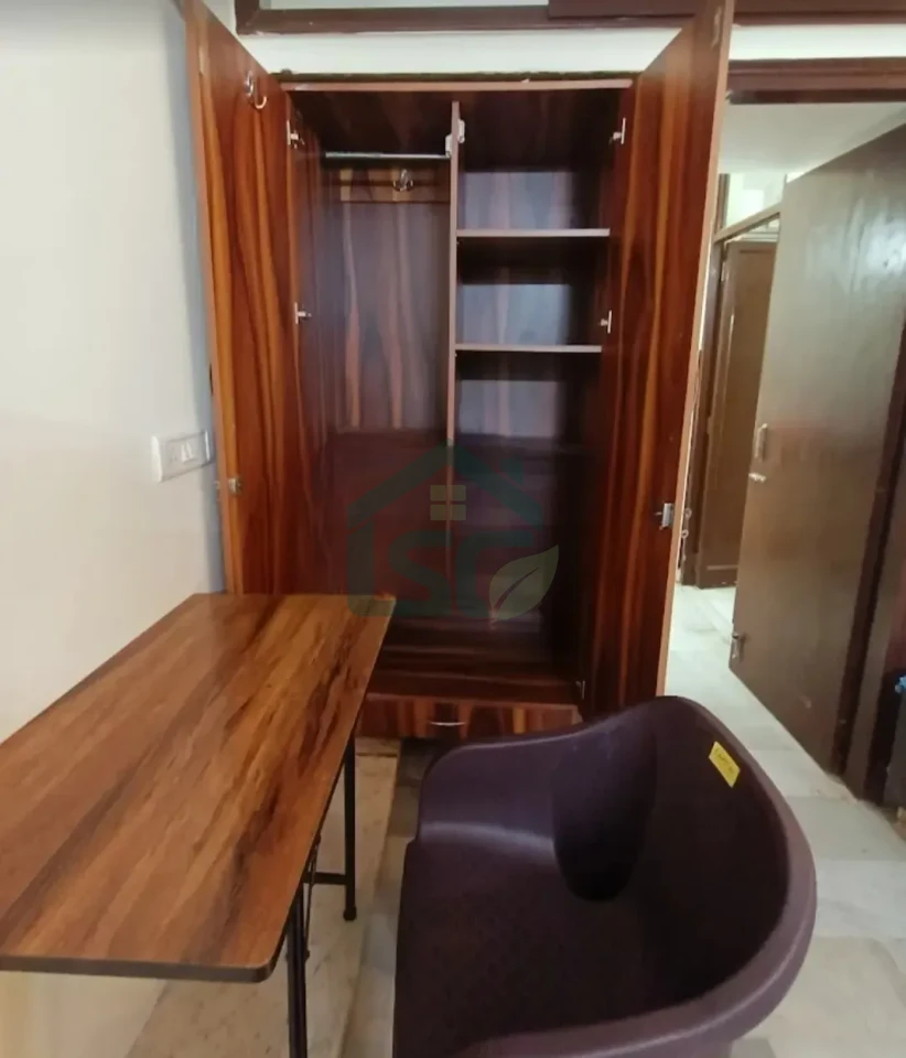 Sai Tara Girls PG in Green Park, Delhi — property photo 1