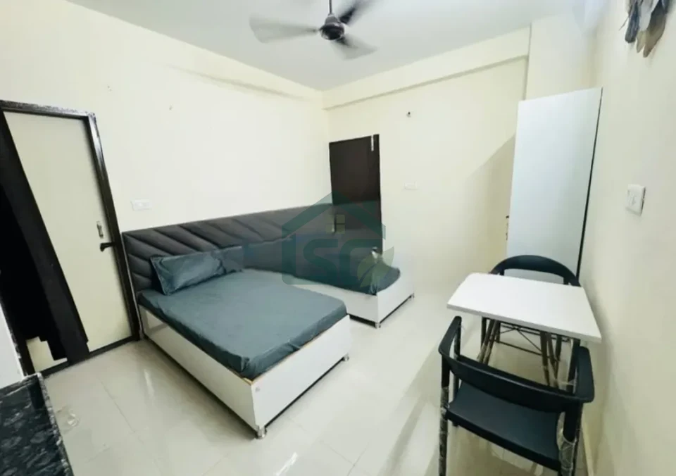 Flora Homes Girls PG in Sector 72, Gurugram — property photo 4
