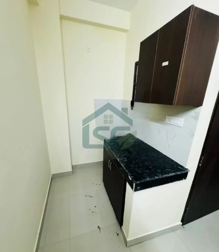 Flora Homes Girls PG in Sector 72, Gurugram — property photo 1