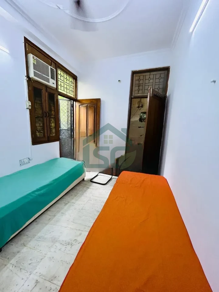 Vidhya niwas in Vijay Nagar, Delhi — property photo 4