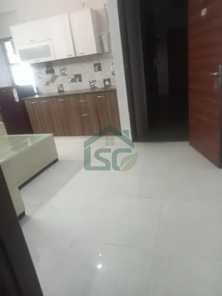 1 BHK Full Furnished in Sector 43, Gurugram — property photo 2