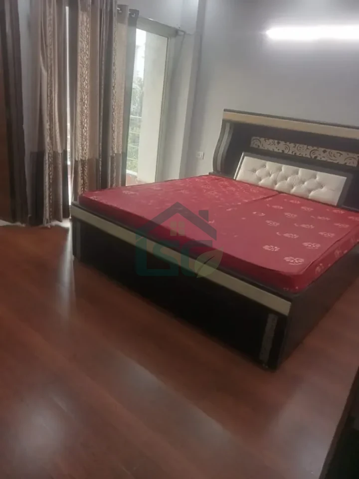 1 BHK Full Furnished in Sector 43, Gurugram — property photo 3
