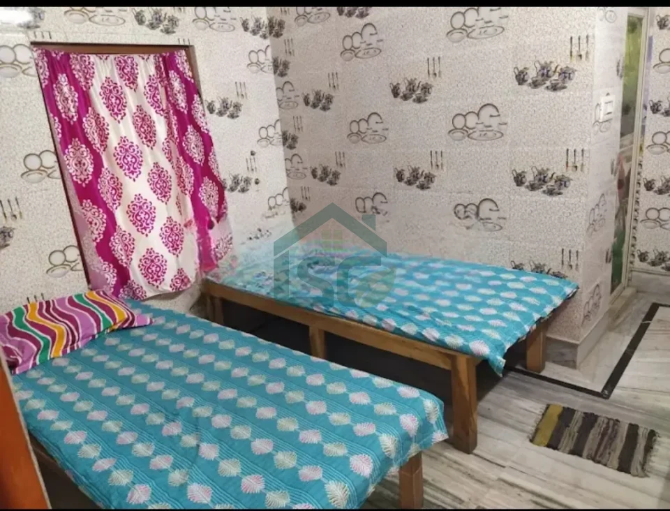 Pari PG For Girls in Sector 33, Gurugram — property photo 5