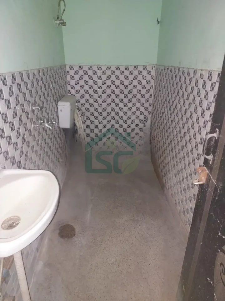 Pawan Room For Rent in Sector 38, Gurugram — property photo 4