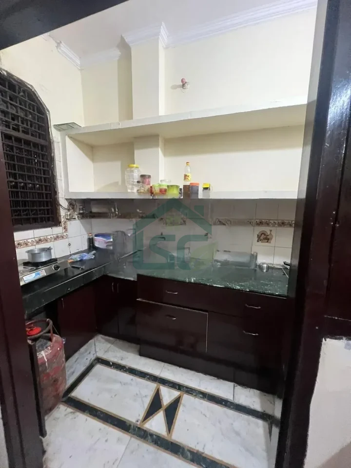 Shree Radhey Girls PG in Rohini, Delhi — property photo 3