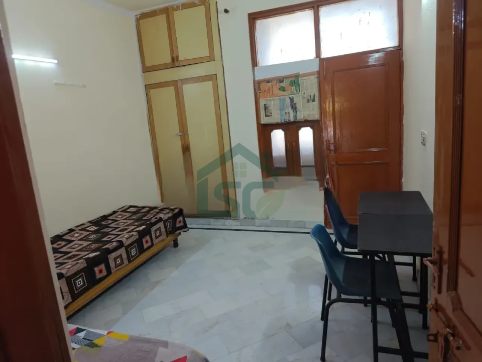 Roomify PG in Mukherjee Nagar, Delhi — property photo 3