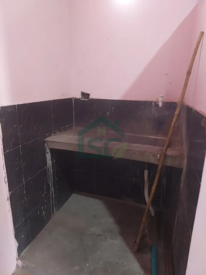Hari Room For Rent in Sector 92, Gurugram — property photo 4