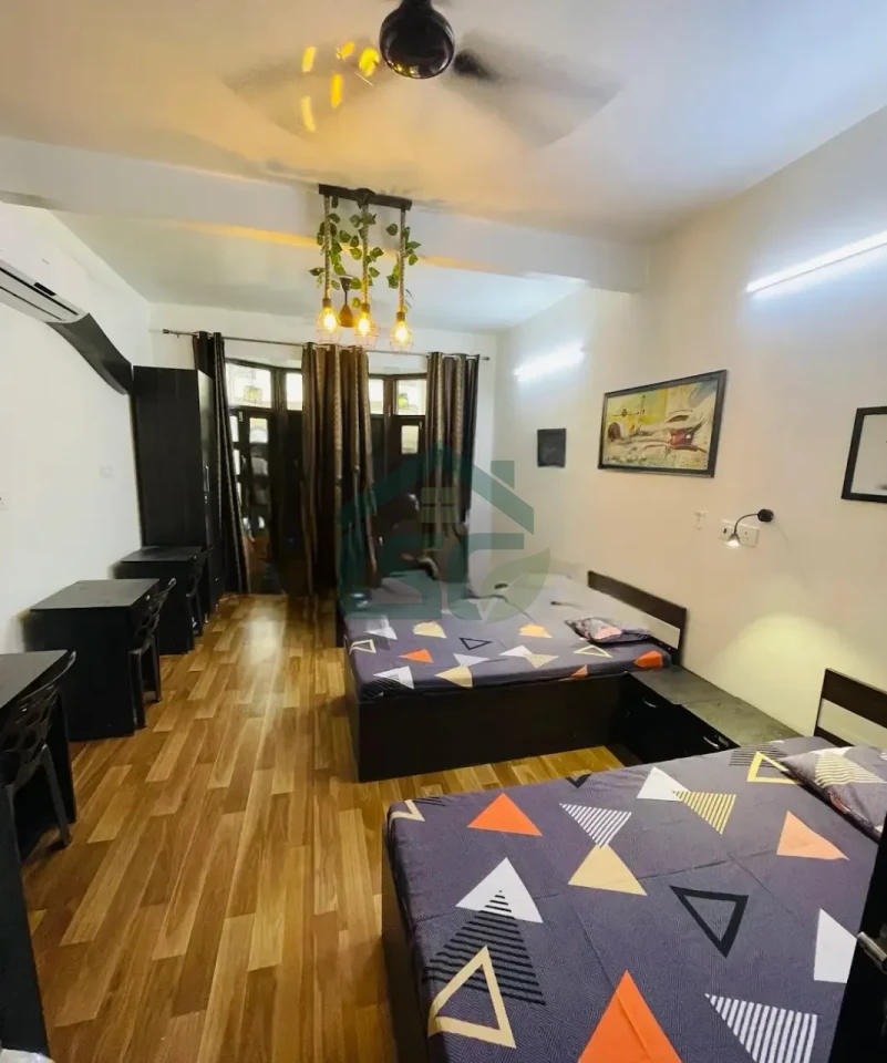 Guardian PG And Hostal in Ashok Vihar, Delhi — property photo 1