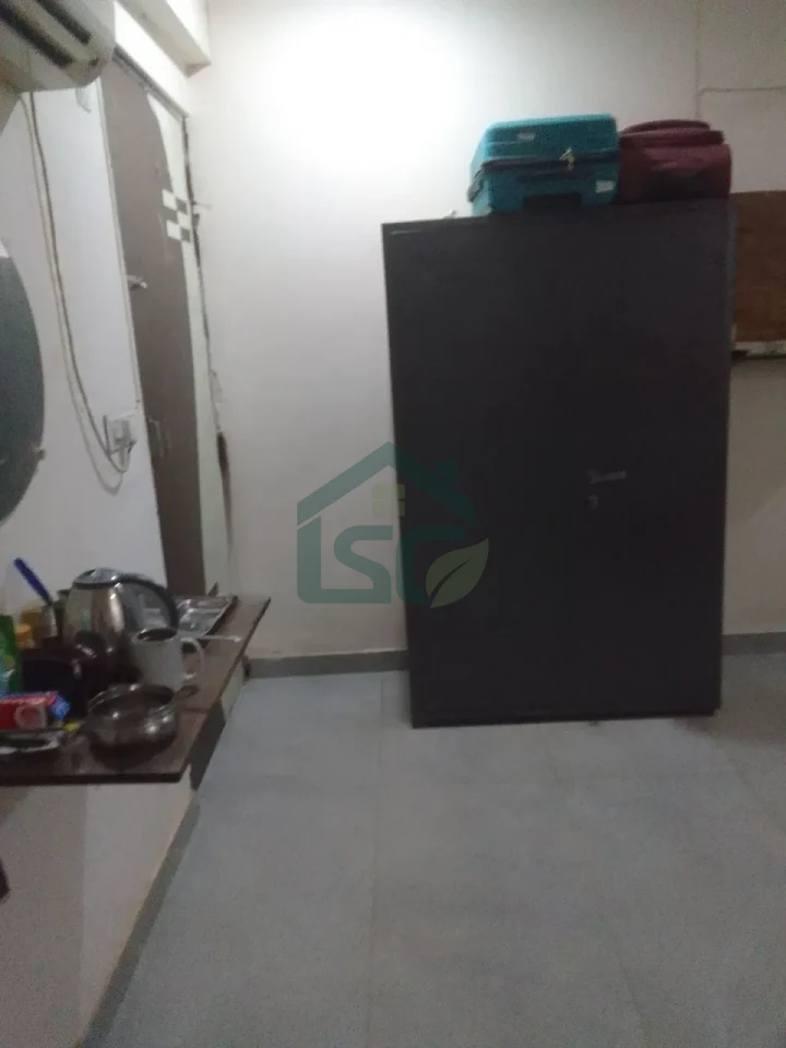 Platinum stay PG in Sector 116, Noida — property photo 1