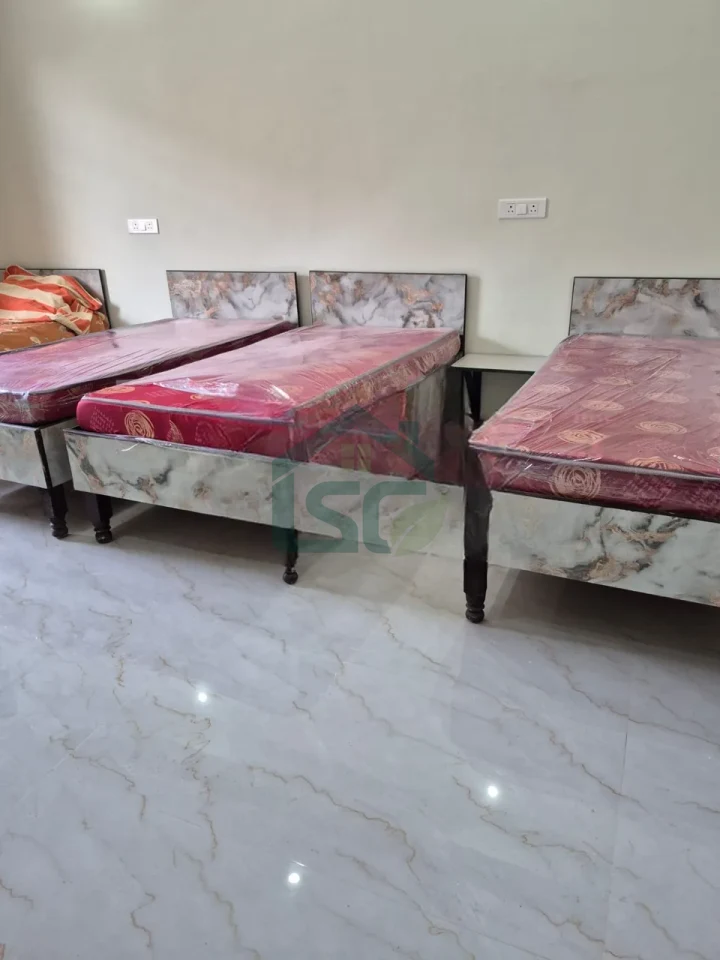 Photo 4 of Paras PG, Sector 55, Faridabad