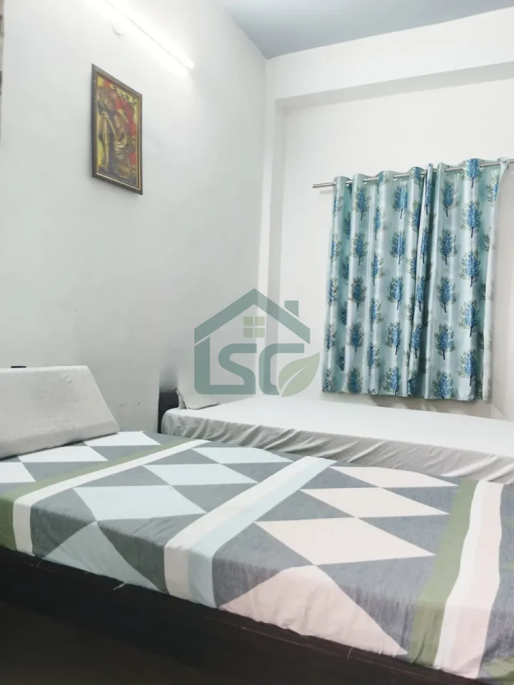 Chaudhary Luxury PG in Sector 18, Noida — property photo 2