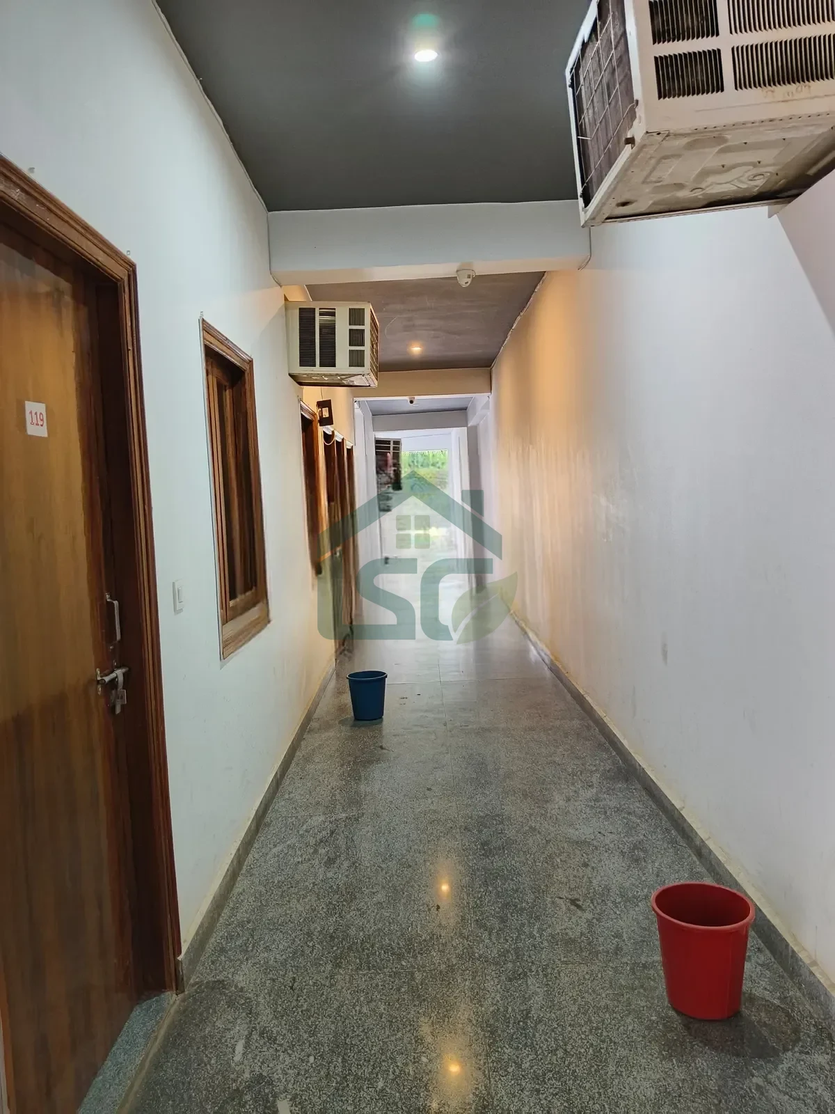 Chaudhary Luxury PG in Sector 18, Noida — property photo 1