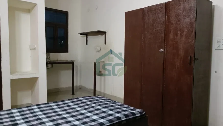 Bhardwaj Bharat PG in Sector 38, Gurugram — property photo 1