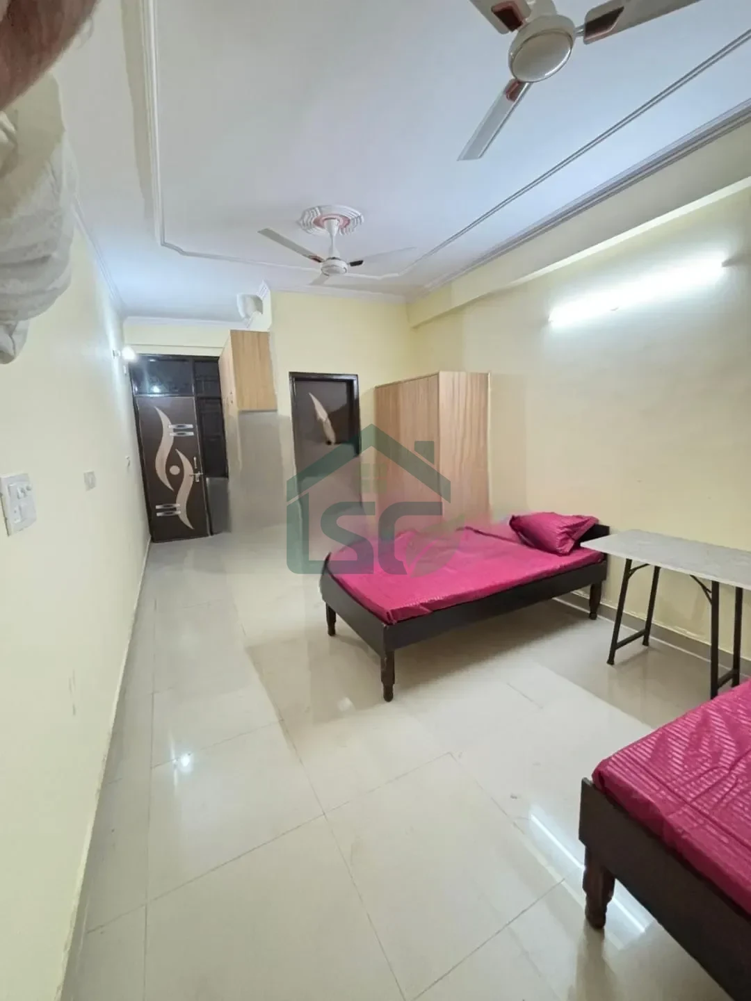 1 RK rooms in Sector 48, Noida — property photo 1