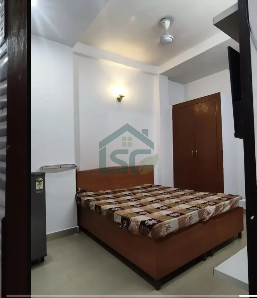 Studio Room 1 RK Fully Furnished in Sector 43, Gurugram — property photo 3
