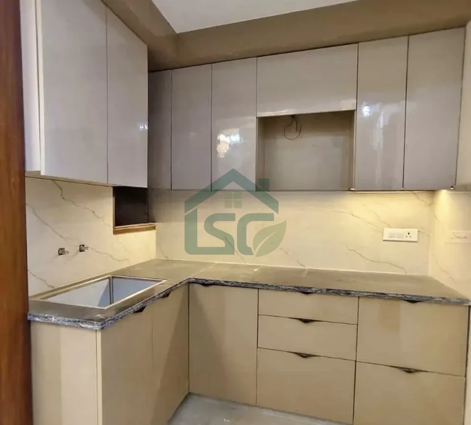 1 RK fully Furnished in DLF Phase IV, Gurugram — property photo 4