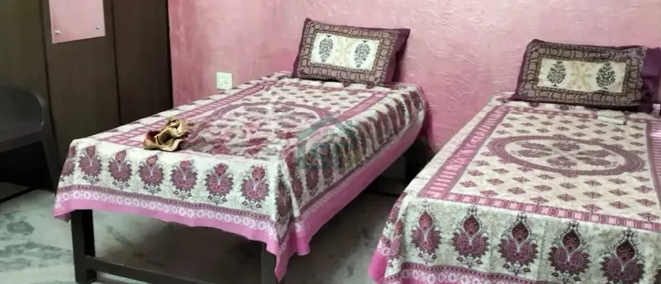 Jyotsana PG for girls dwarka mod in Nawada, Delhi — property photo 4