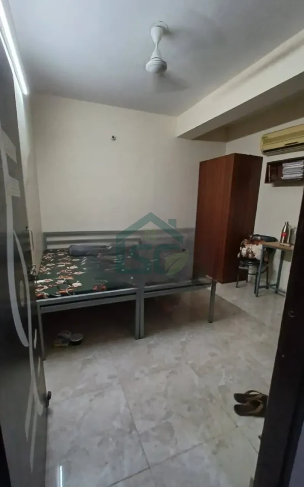 Comfort PG FOR Girls in Sector 62, Noida — property photo 1