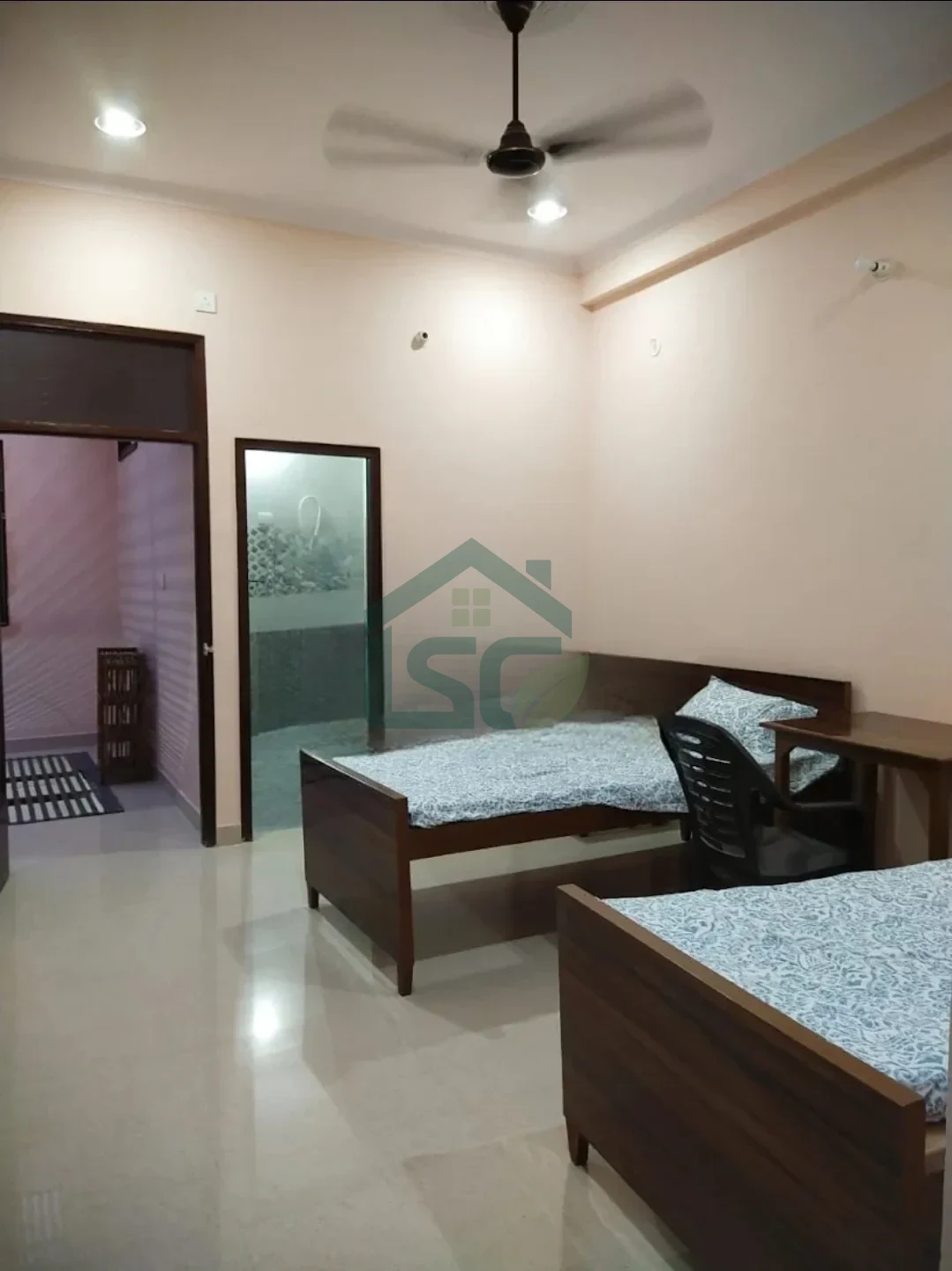 At Chauhan PG And Hostel, Bangla bazar rd. Lda colony, Lucknow
