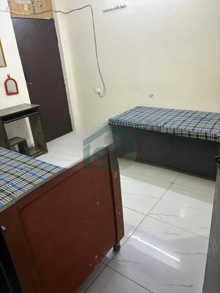 AMG PG in Sector 62, Noida — property photo 4