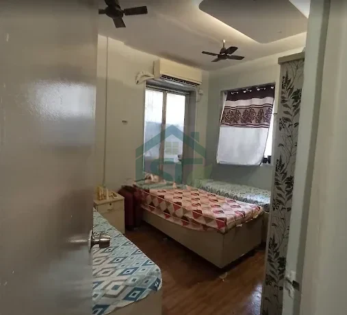 At She Shelter Girls PG, Marine Lines, Mumbai
