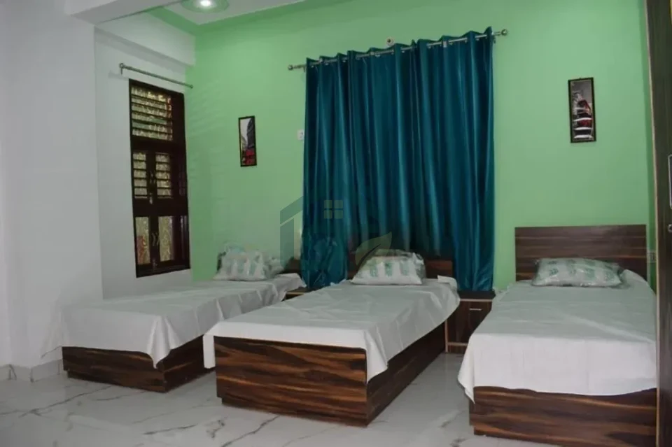 Dabas PG in Sector 18, Gurugram — property photo 2