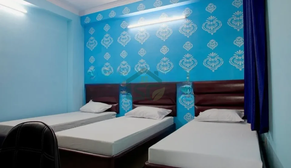 Urban Home Boys & Girls PG in Subhash Nagar, Delhi — property photo 1
