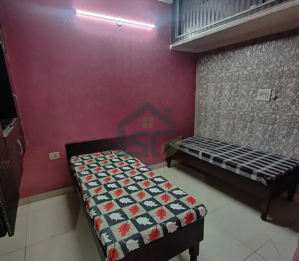 Shri Krishna Boys PG in Sector 27, Noida — property photo 1