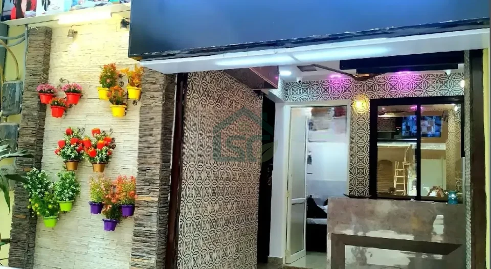 New Greenhogh Homes in Laxmi Nagar, Delhi — property photo 2