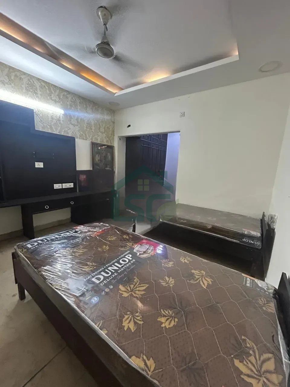 Paadma PG for girls in GTB Nagar, Delhi — property photo 1