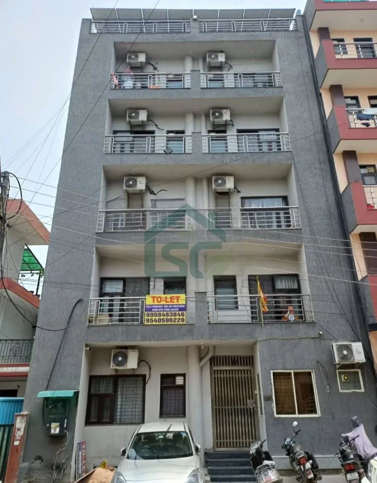 745 in Sector 28, Gurugram — property photo 4