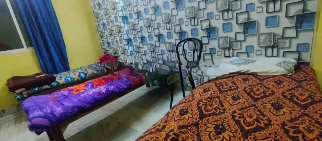 At Ruma Boys Hostel, New Barhi Toli, Ranchi