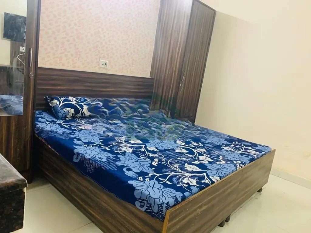 1RK in Sector 28, Gurugram — property photo 1