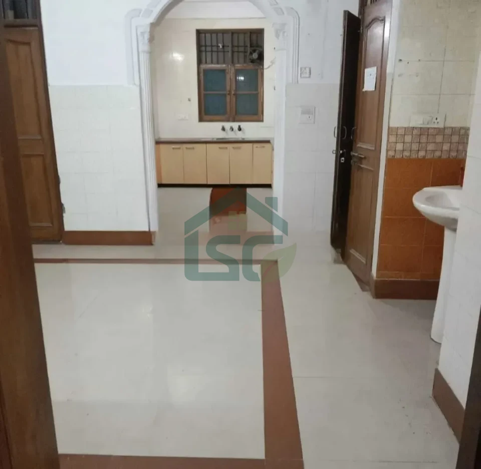 Crystil Girls PG in Sector 71, Noida — property photo 4