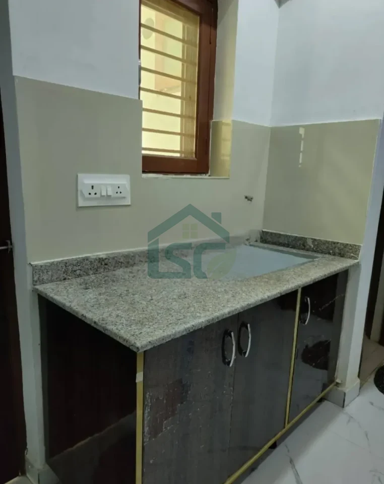 Shri Krishna kripa 1 RK in Sector 22, Gurugram — property photo 2
