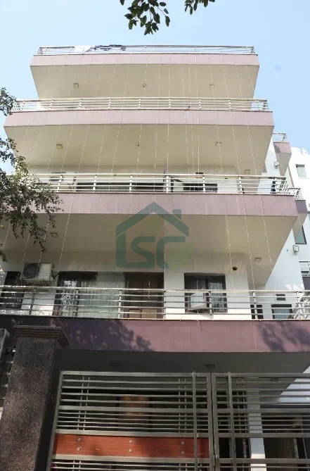 Photo 3 of Loginn Stays Luxury Coliving, Sector 46, Gurgaon