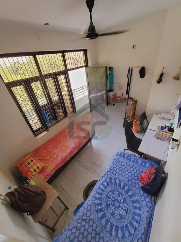 White house Boys PG in Mukherjee Nagar, Delhi — property photo 1