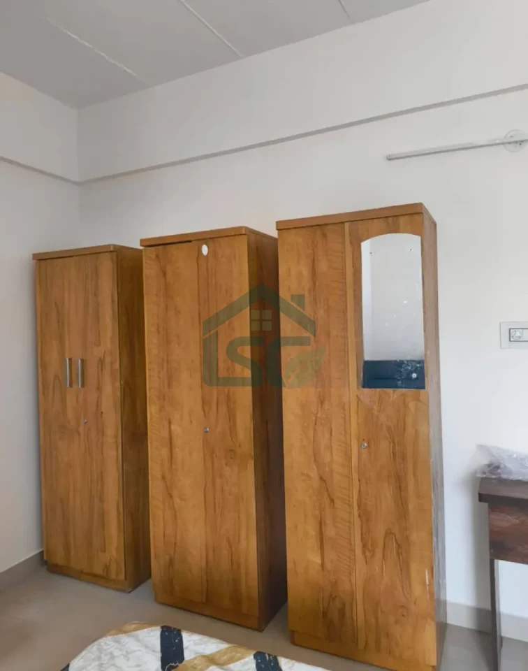 At Srivari Coliving PG, Bommanahalli Main Road, Bangalore