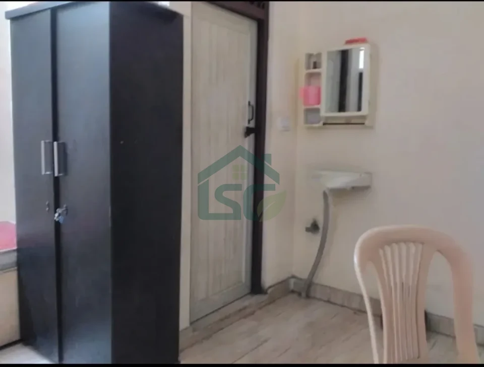 Shri Balaji Boys PG in Rohini, Delhi — property photo 1